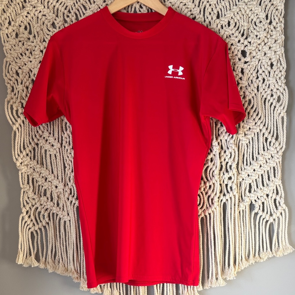 Under Armour Men's Vibrant Red Slim Fit Short Sleeve Tee